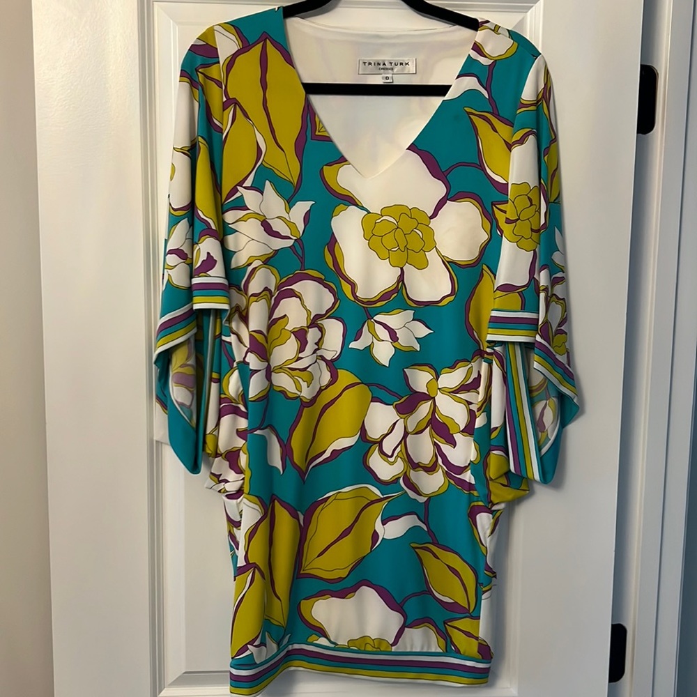 Trina Turk sz 0 (runs big) funky dress worn once